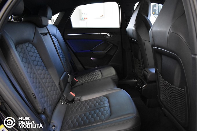 AUDI RS Q3 SPB quattro S tronic